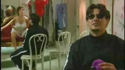 La fille est venue baiser femme nue live