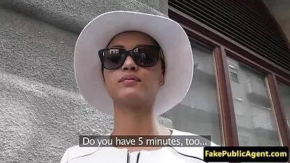 Partie fille profiter de vos femmes nue la Double Pénétration