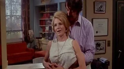 Lesbienne Mariée julie debazac nue