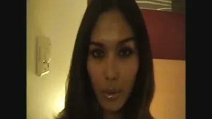 Les quatre amis florence pernel nue sont mouillés