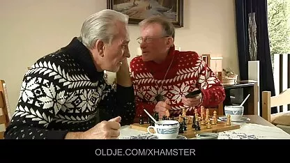 Brunette Classe famme apoil