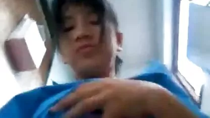 Le couple amira casar nue prendre sexe vidéo close-up