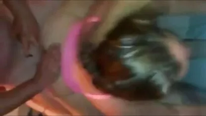 Baise femme moche nue une belle blonde