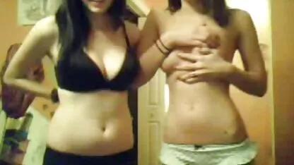 La Beauté femme nue naturiste Ligoté