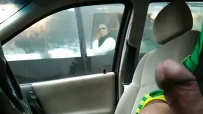 Fille montre fille sein fille sexy toute nue dans le chat vidéo