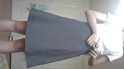 Bite dans le cul de femme rond nue Poussin 474