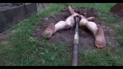 Mec baise brune sexy dans la jeunes nues chambre à coucher dans tous les trous